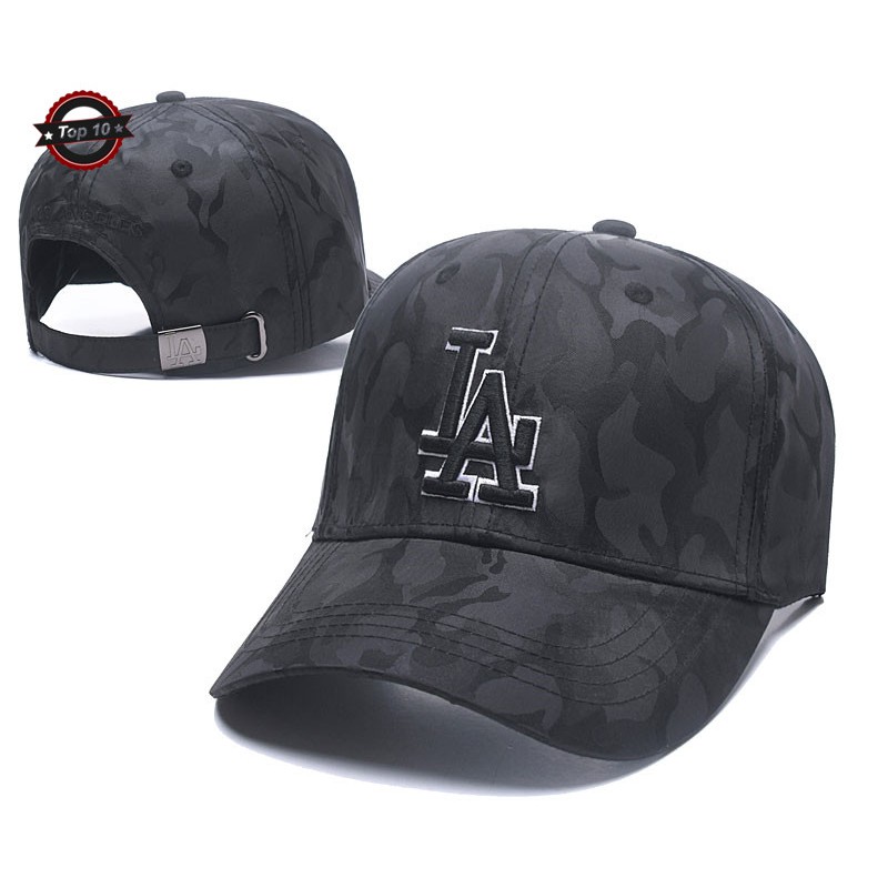 caps in la