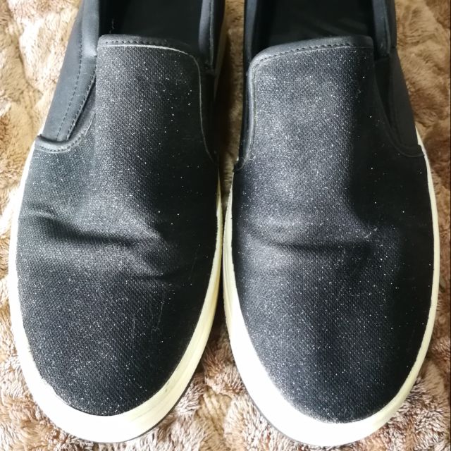 black slip on platform