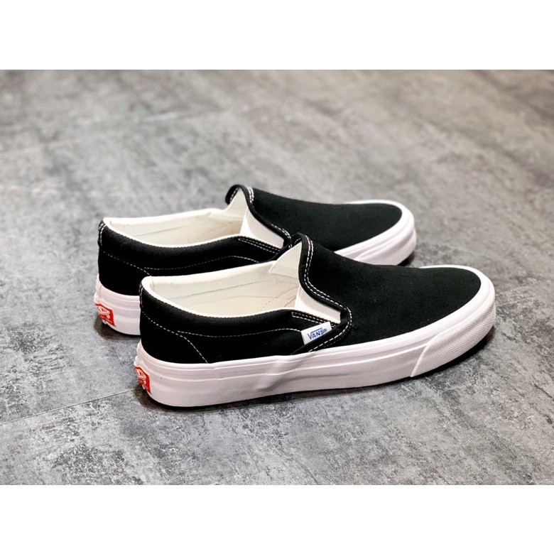 vans vault og slip on white