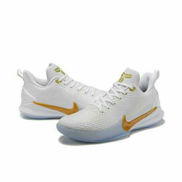 kobe mamba basketball shoes