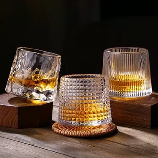 Japanese-style creative rotating whiskey glass crystal glass thickening personality tumbler glass ba