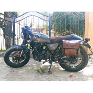 saddle bag for cafe racer