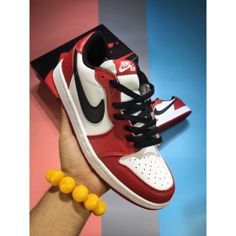 chicago air jordan 1 low