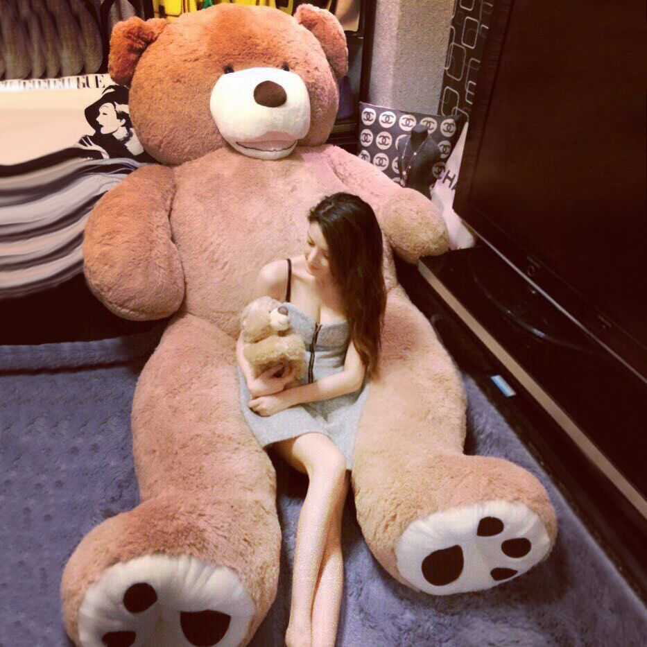 8 ft teddy bear