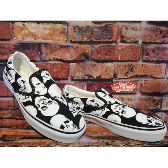 vans skull shoes slip ons