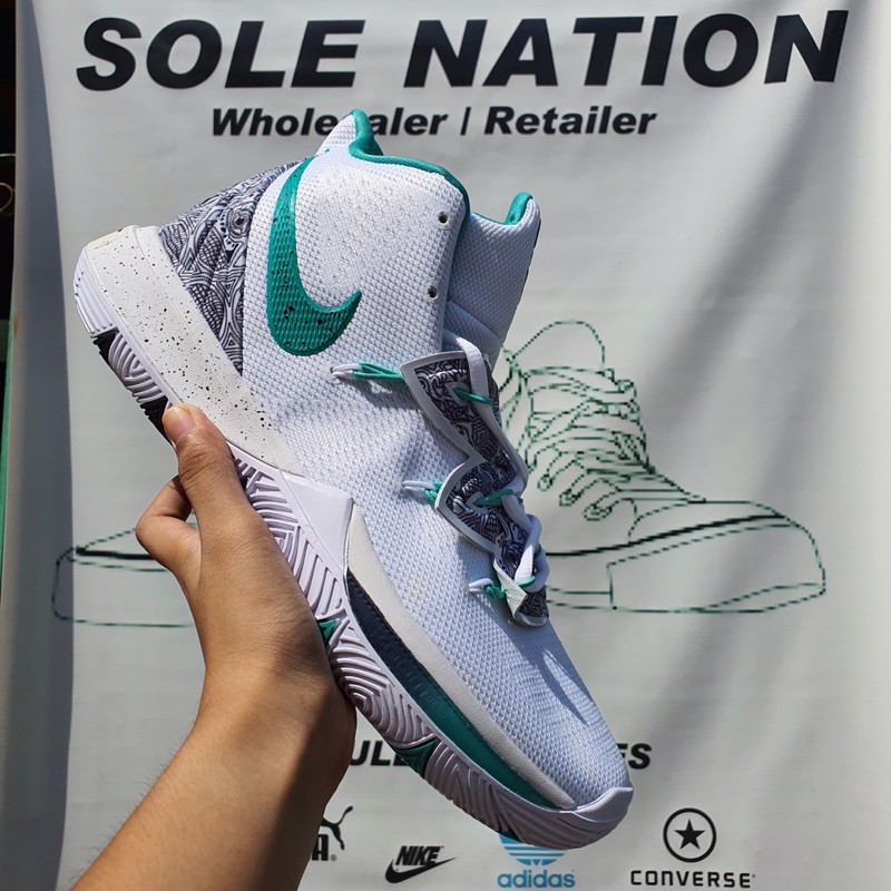 kyrie 5 mint