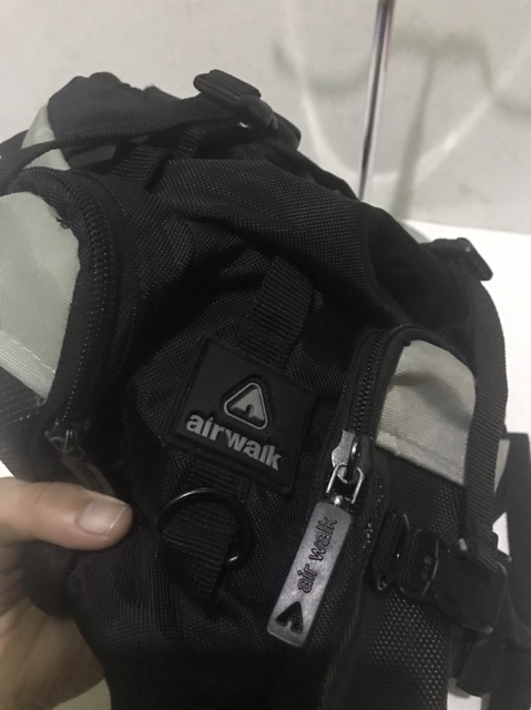 airwalk sling bag price