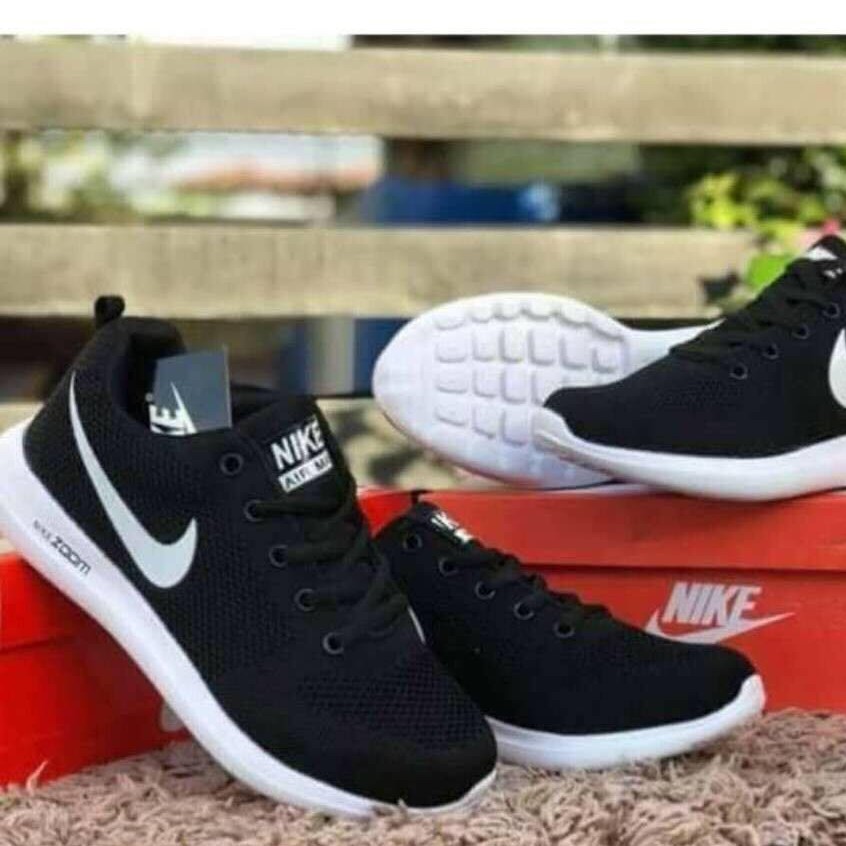 black nike rubber shoes