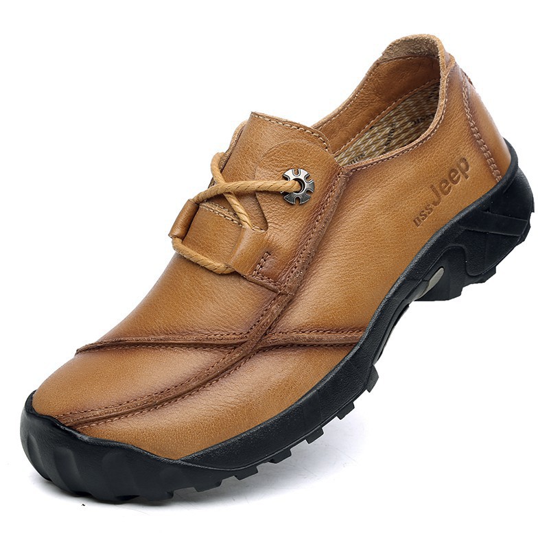 mountain trekking shoes