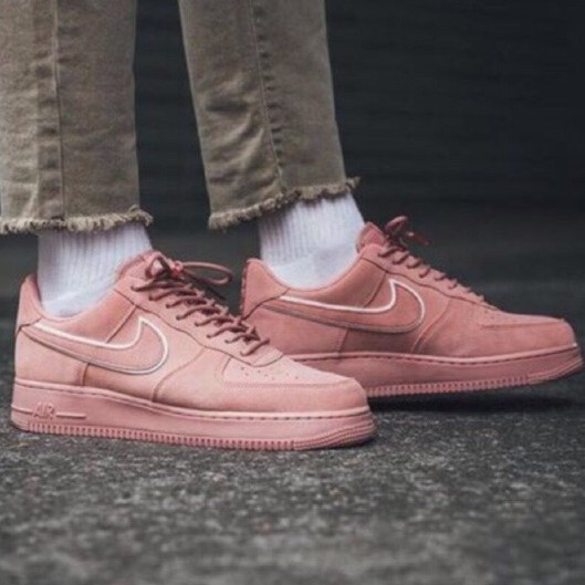 nike air force 1 07 se suede pink