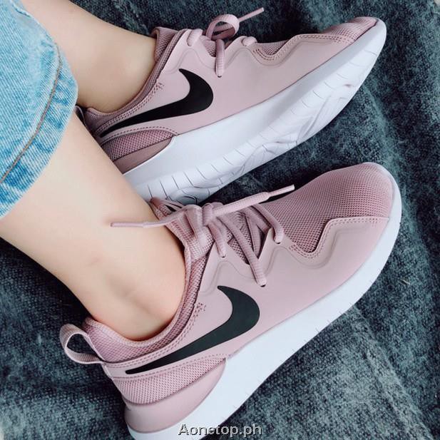nike tessen original price