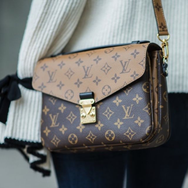 lv pochette metis price philippines