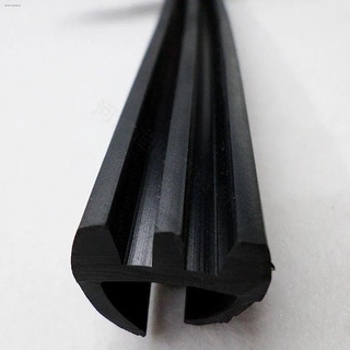 Electric vehicle three-wheeled window sliding glass chute seal double