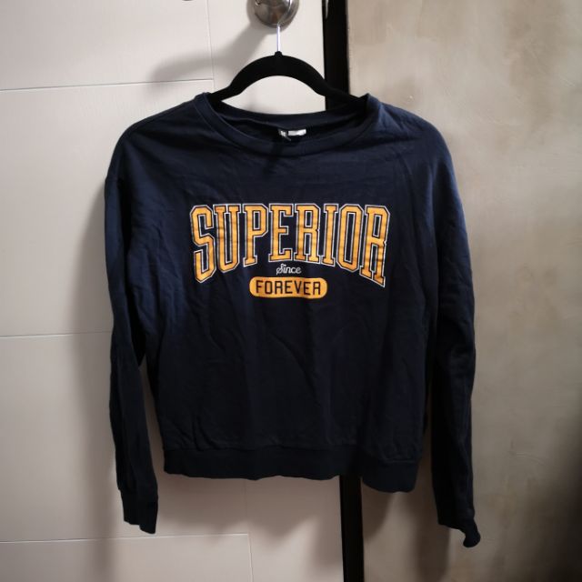 h&m superior sweatshirt