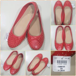 payless red shoes