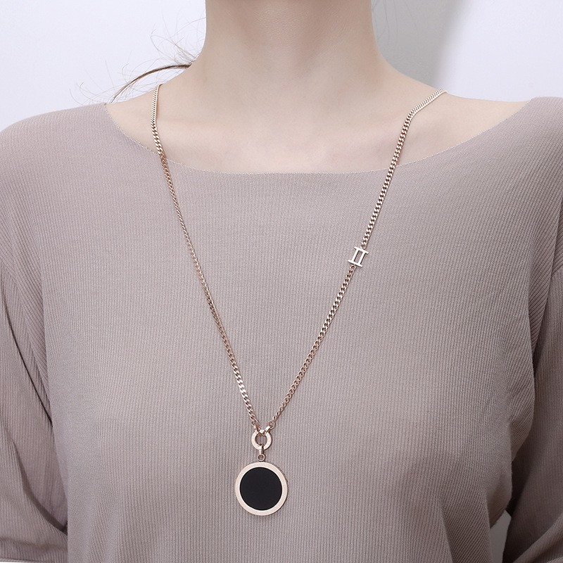 long chain with locket for jeans