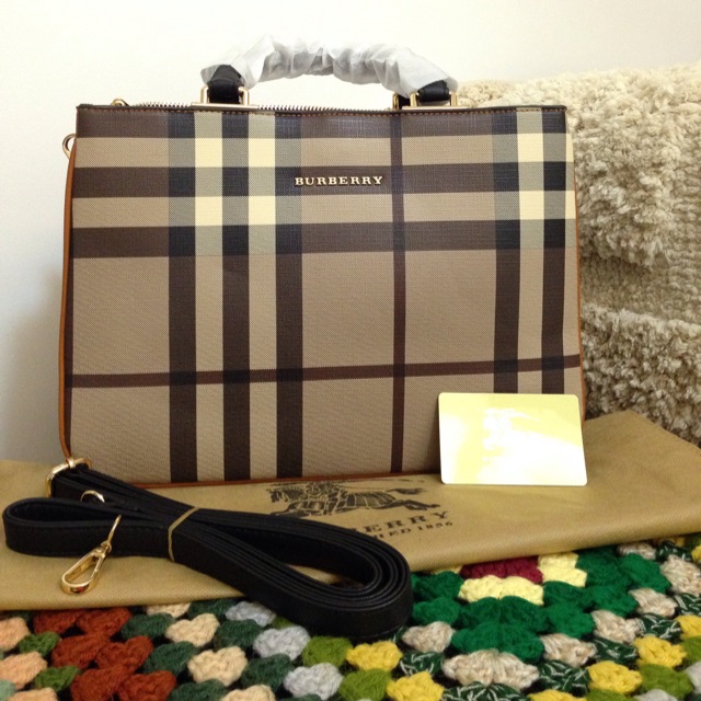 burberry two way bag