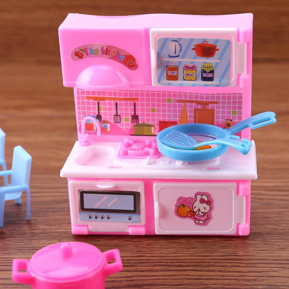 doll cooking house