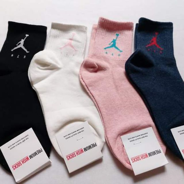 pink jordan socks