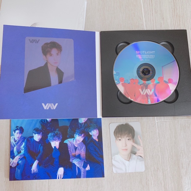 直筆サイン入り】VAV - SPOTLIGHT: 3RD MINI ALBUM CD