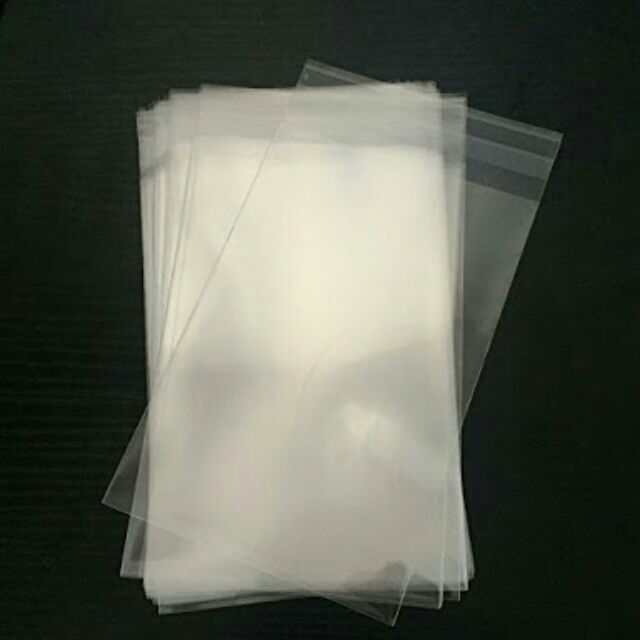 small sealable bags