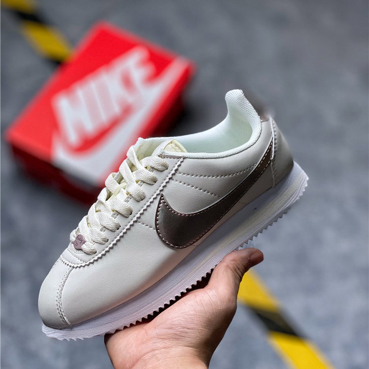 nike classic cortez leather shoes