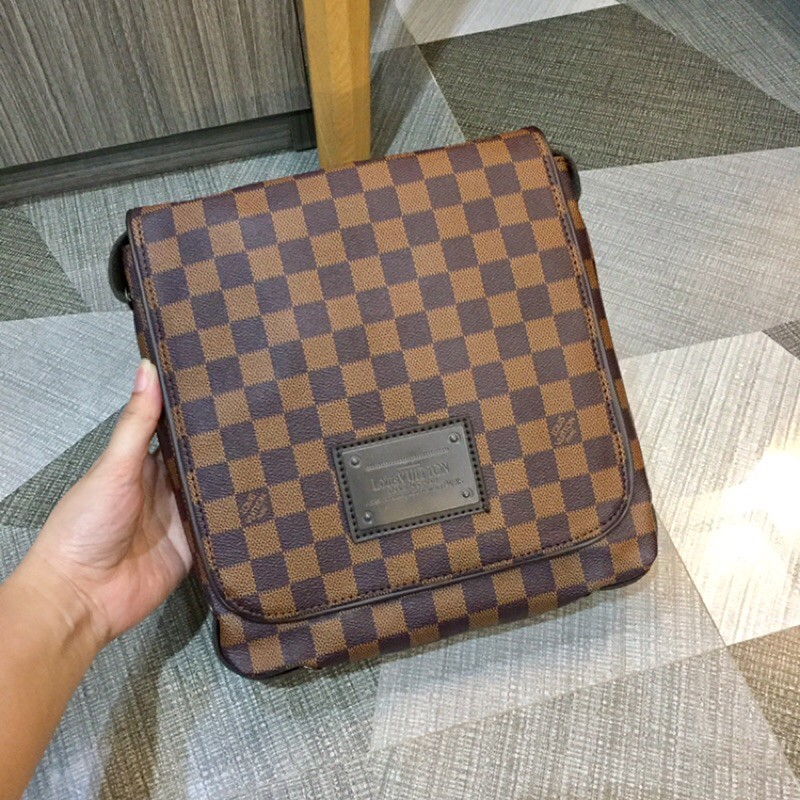 louis vuitton inventeur sling bag