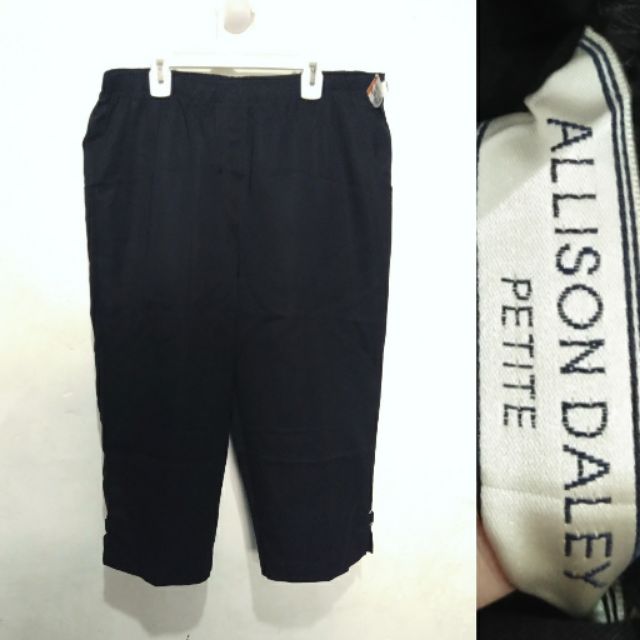 women's plus capri pants