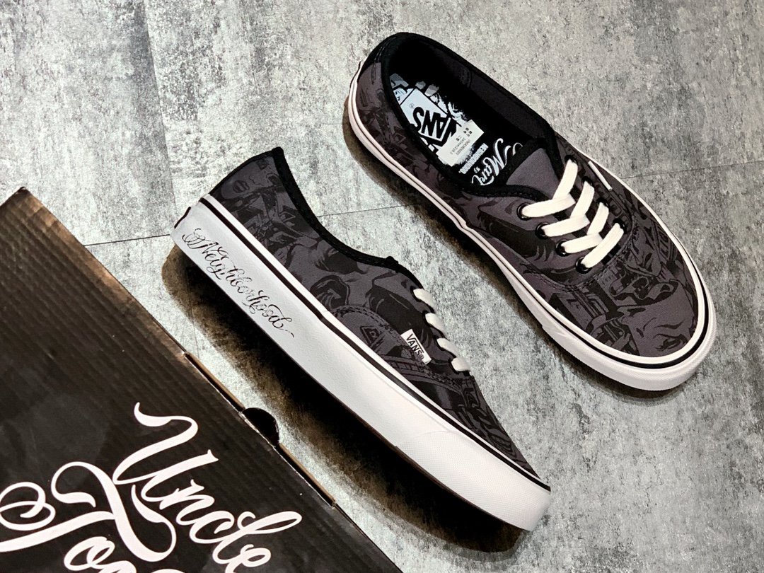 vans uncle toons mart