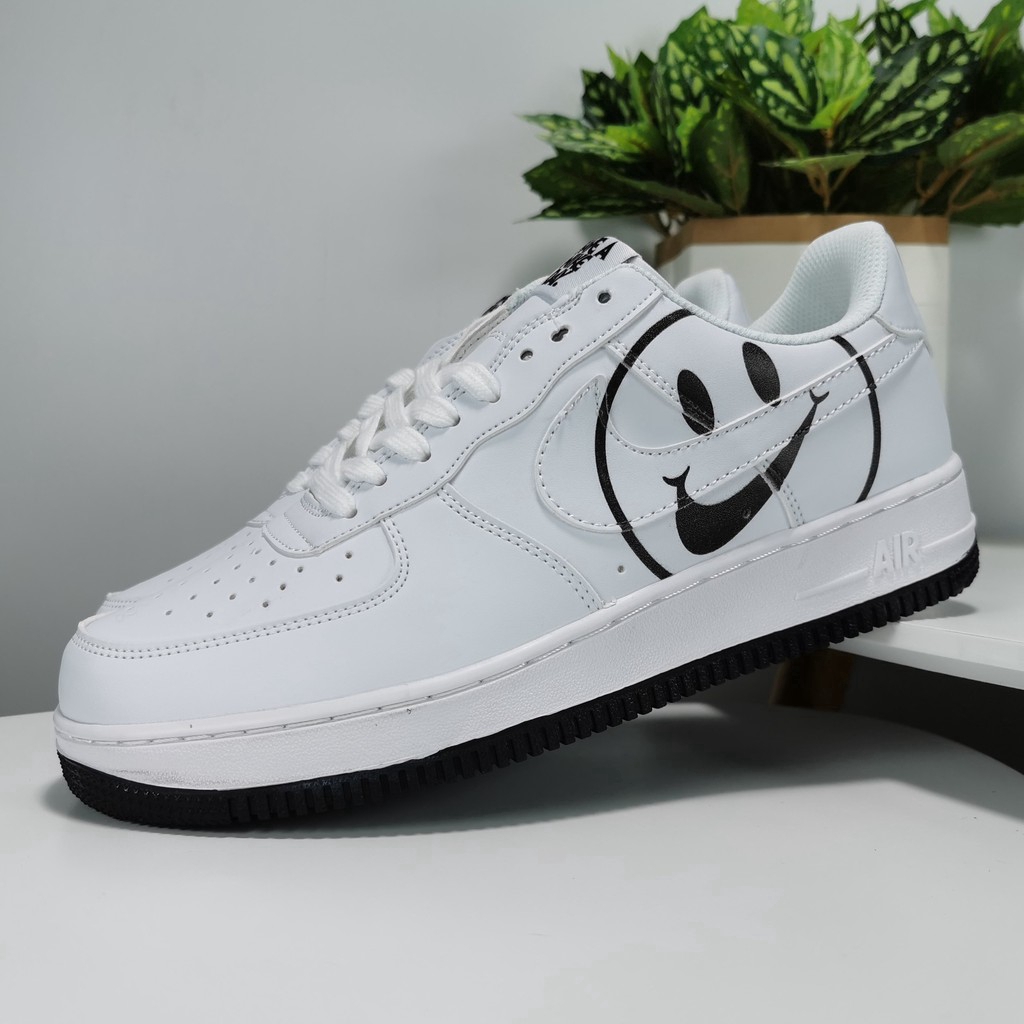 nike air force smile