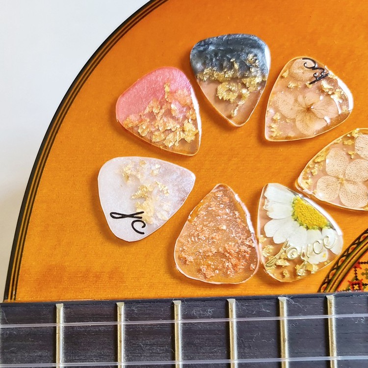 Resin Guitar Picks Can be customized with name and design Shopee