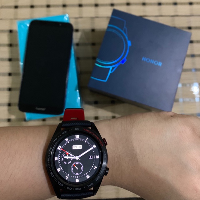honor magic watch black