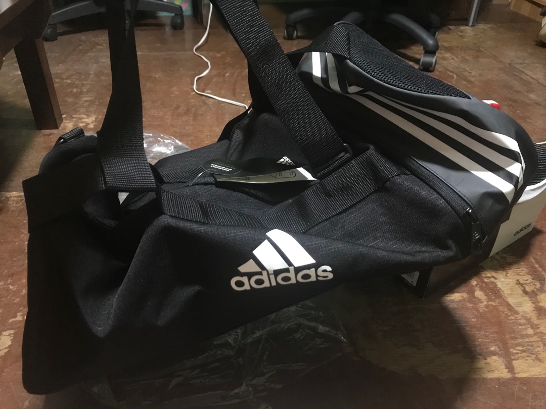 cg1533 adidas