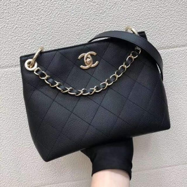 chanel chain bucket bag