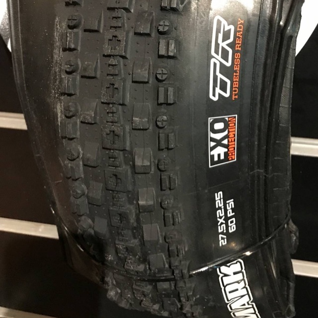 maxxis crossmark kevlar 29 x 2.25 tubeless ready