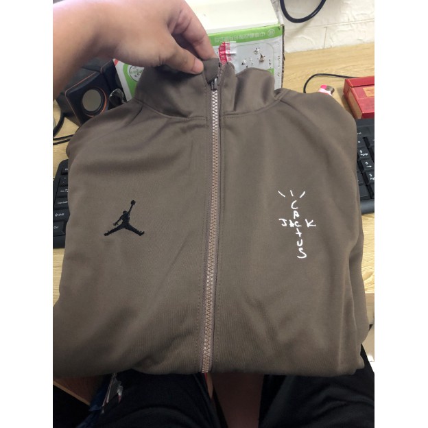 jordan travis scott jacket