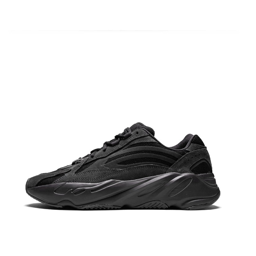 yeezy boost 700 v2 black