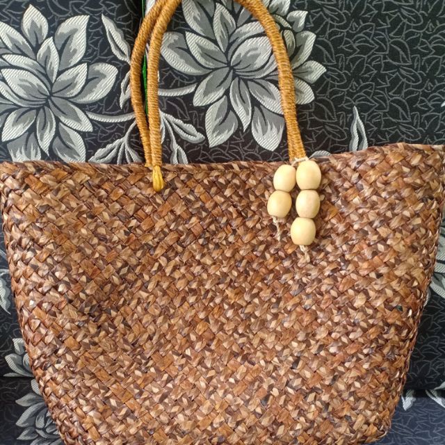 bakbak-native-bag-handcrafted-by-traditional-weavers-crafted-with