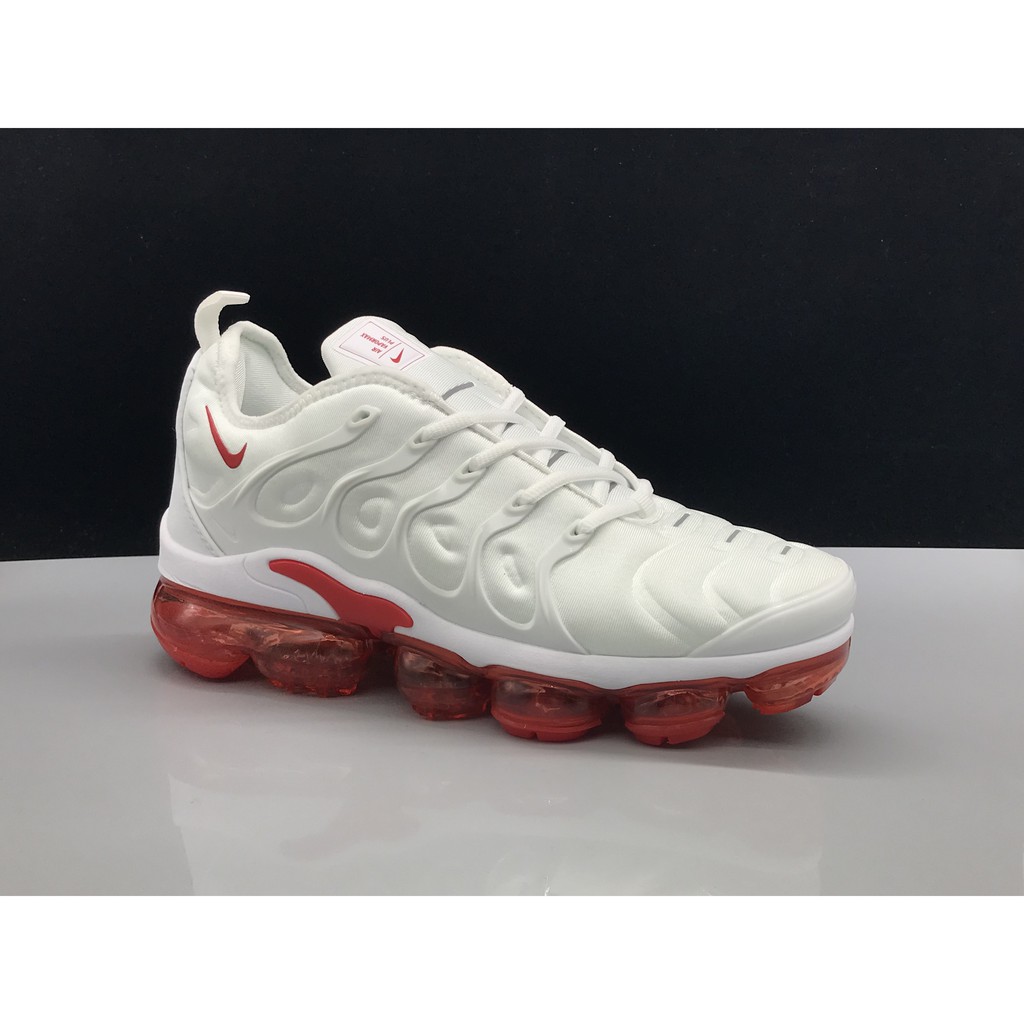 tn vapormax white