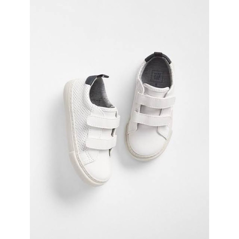 baby sneakers canada