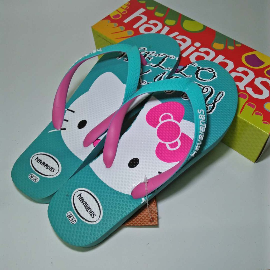 hello kitty slipper boots adults