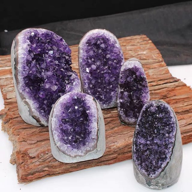 amethyst gemstone