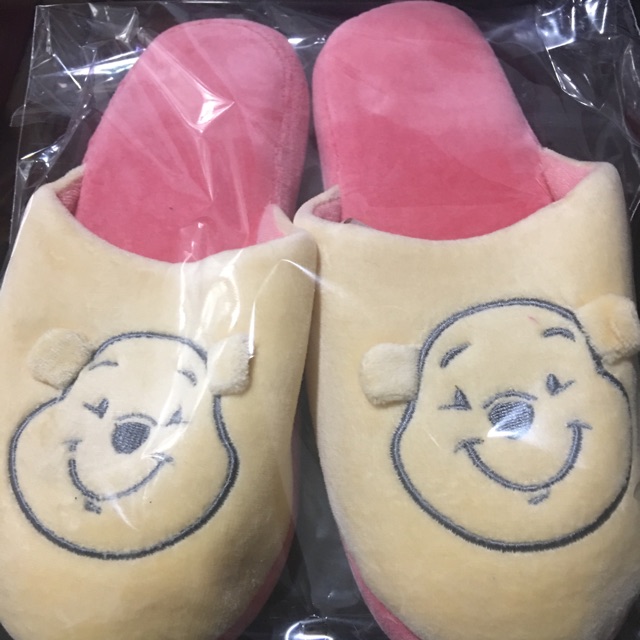 winnie the pooh slippers womens