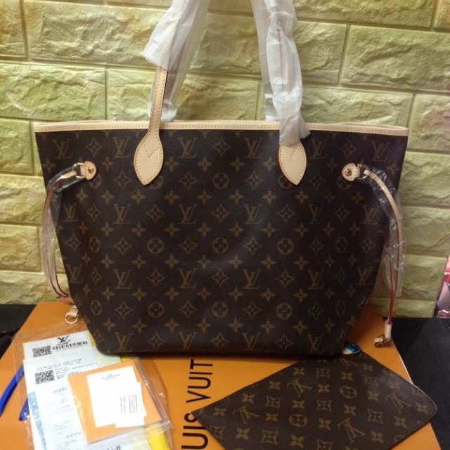 neverfull tote