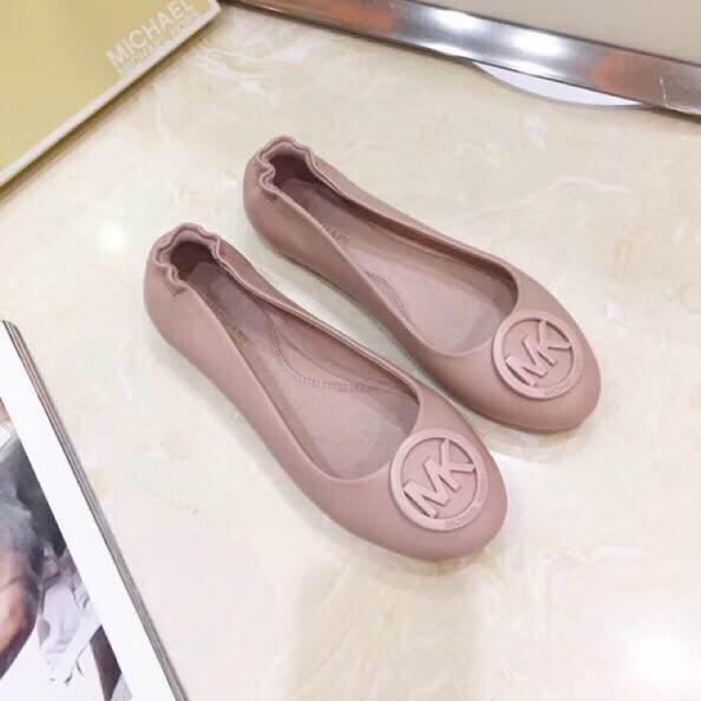 michael kors doll shoes