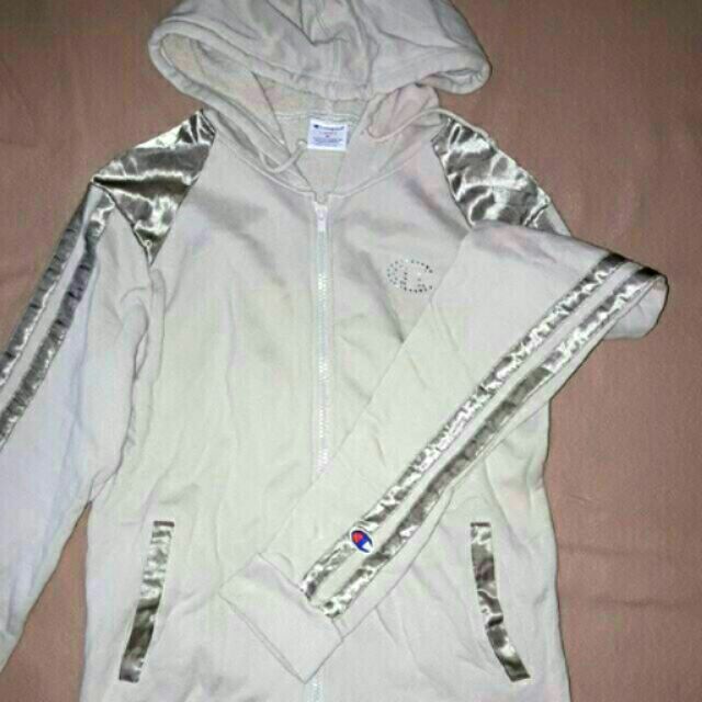 champion sweater ph of