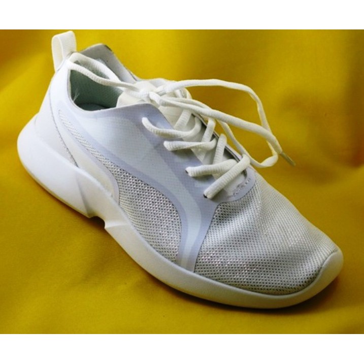 puma soft foam tennis shoes