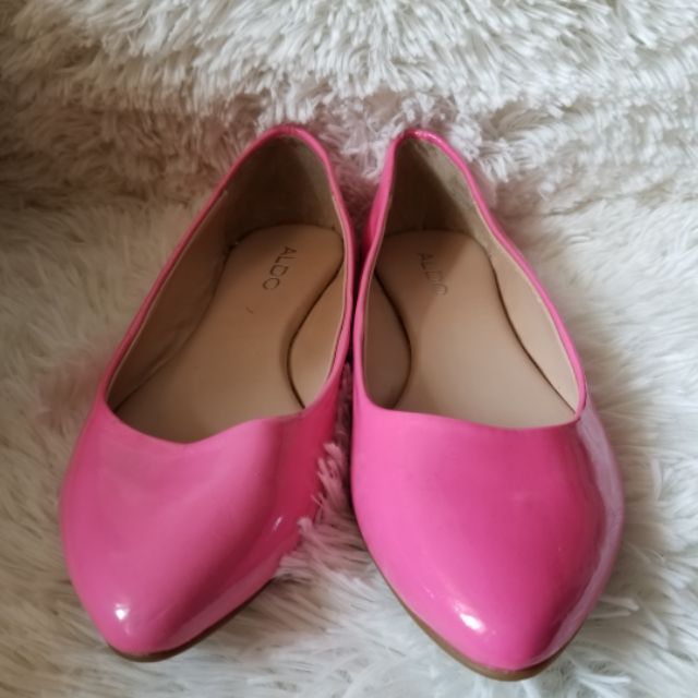 neon pink flats