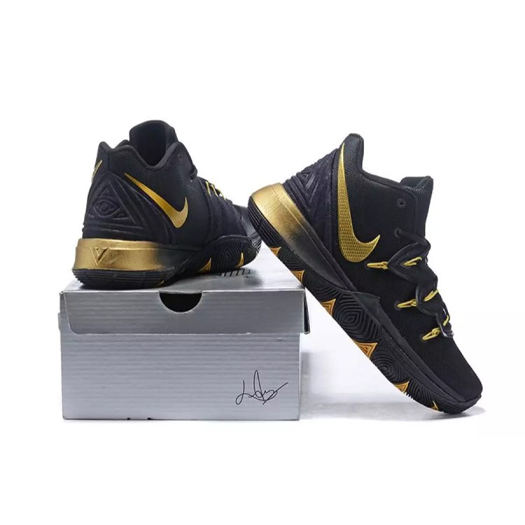 kyrie irving black and gold shoes