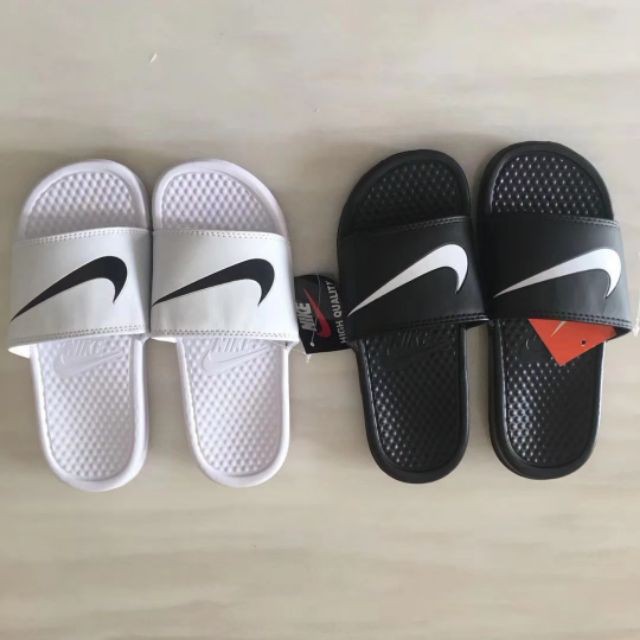 nike slippers white colour